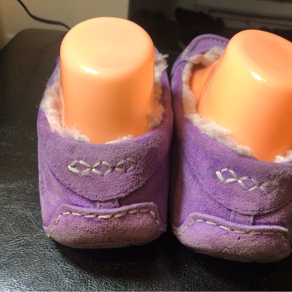 UGG 3312 Ansley Women’s Purple Moccasin Slip on Shearling Loafers Slippers Sz 7 - Picture 7 of 13